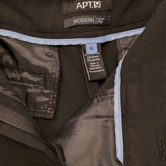 Black Pants - Picture 2 of 3